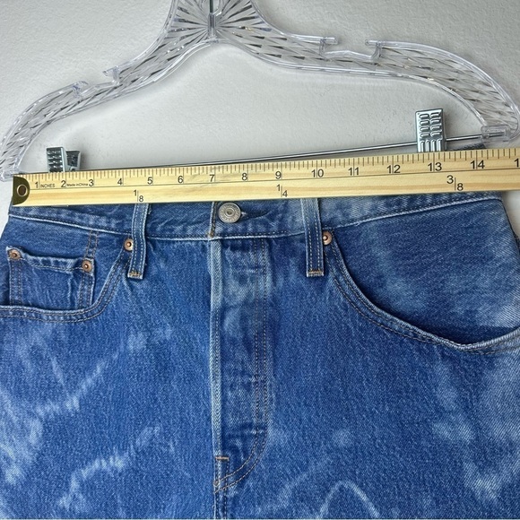 Levi’s Vintage Womens 501 Cutoff Button Fly Denim Shorts Size 29 Summer Festival - Picture 8 of 11